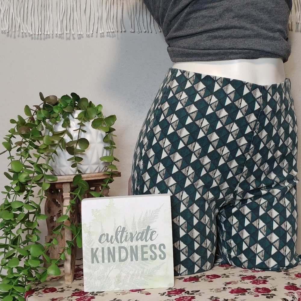✔H&M Patterned Pants - Picture 8 of 9